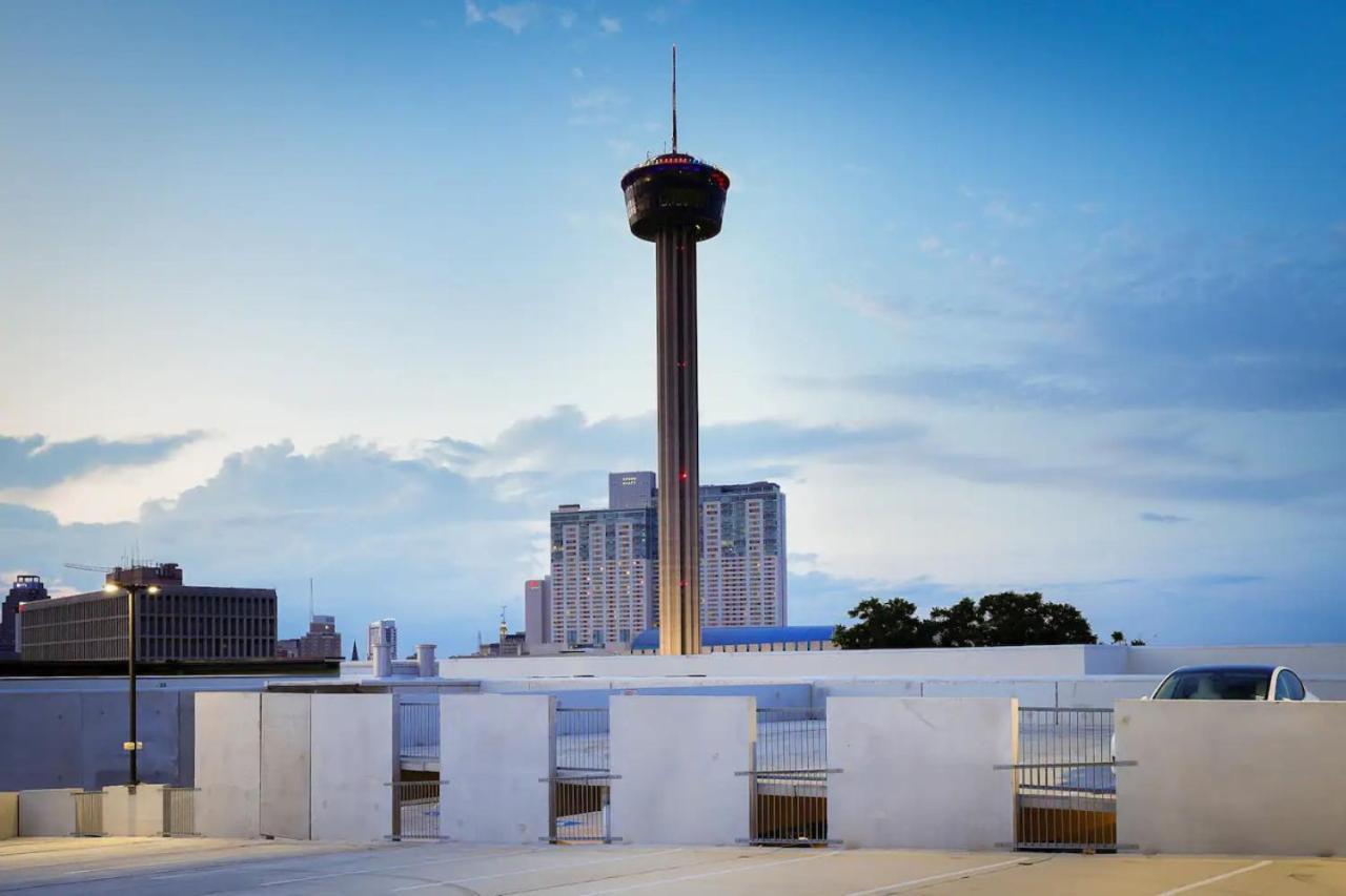 Stylish 2Br March Madness Alamodome Free Parking Appartement San Antonio Buitenkant foto