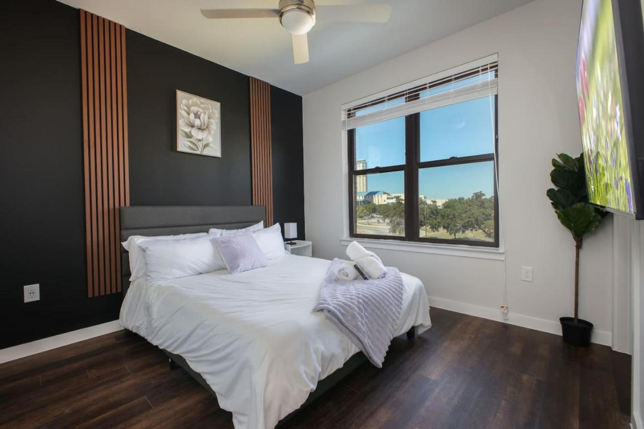 Stylish 2Br March Madness Alamodome Free Parking Appartement San Antonio Buitenkant foto